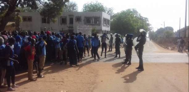 Ziguinchor : Des élèves délogés pour réclamer la libération des manifestants arrêtés