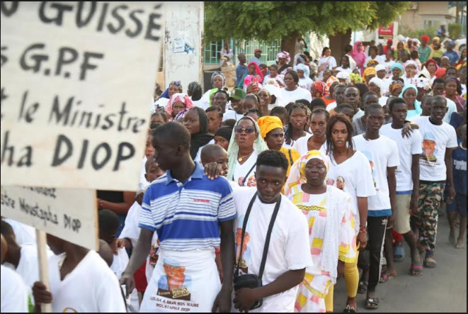 Elections législatives 2022/ Mimi Touré à Louga: «Être patriote, ce n’est pas mentir, affabuler, calomnier…»