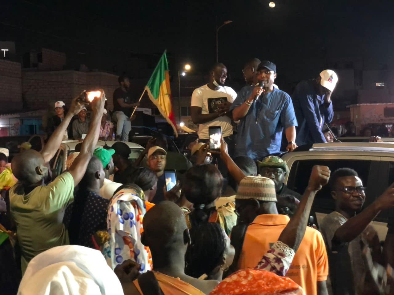 Campagne Législatives 2022 Yewwi Askan Wi - Wallu Sénégal : Barthélémy Dias rassemble du beau monde à Ouakam et à Ngor