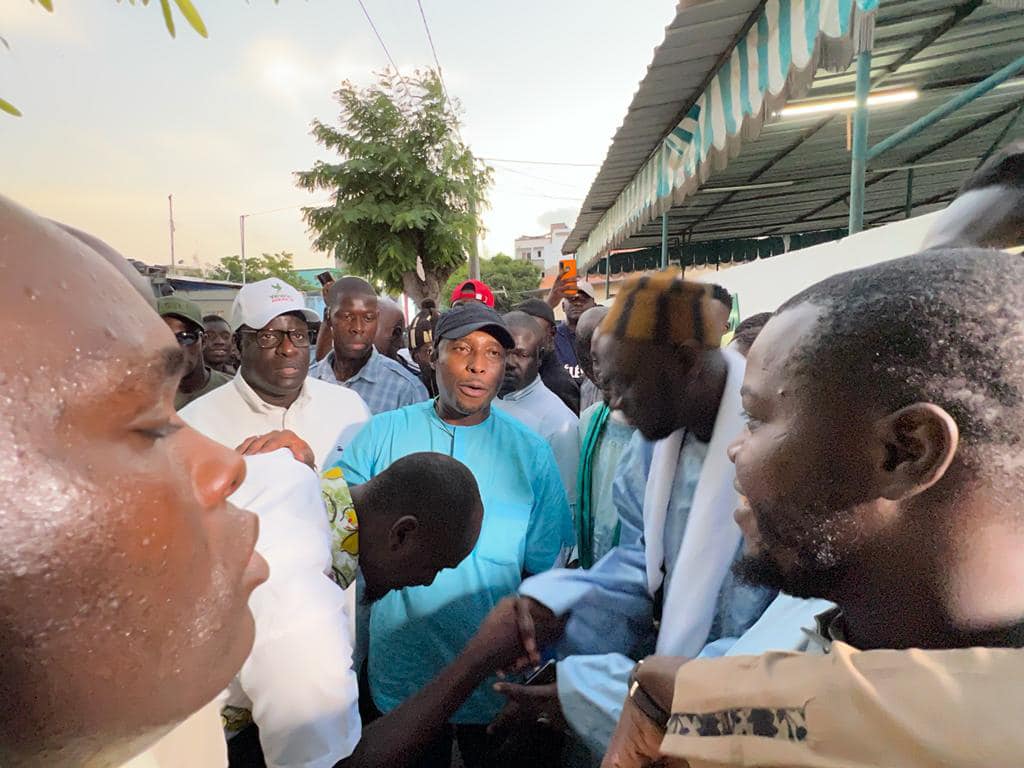 Yewwi Askan Wi - Wallu Sénégal aux HLM et à Biscuiterie : Barthélémy Dias, très satisfait de la mobilisation