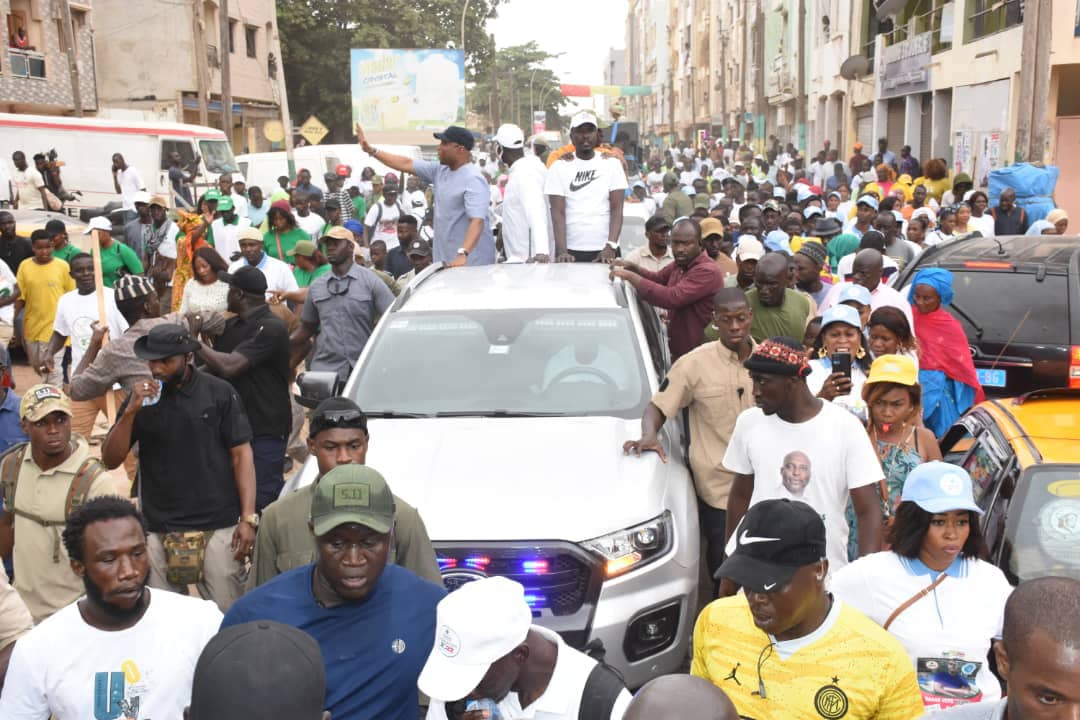 Yewwi Askan Wi-Wallu Sénégal à Grand-Yoff : Barth' salue une mobilisation exceptionnelle