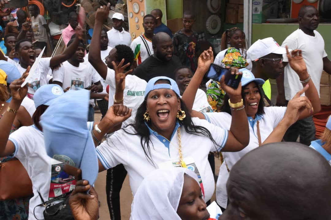 Yewwi Askan Wi-Wallu Sénégal à Grand-Yoff : Barth' salue une mobilisation exceptionnelle