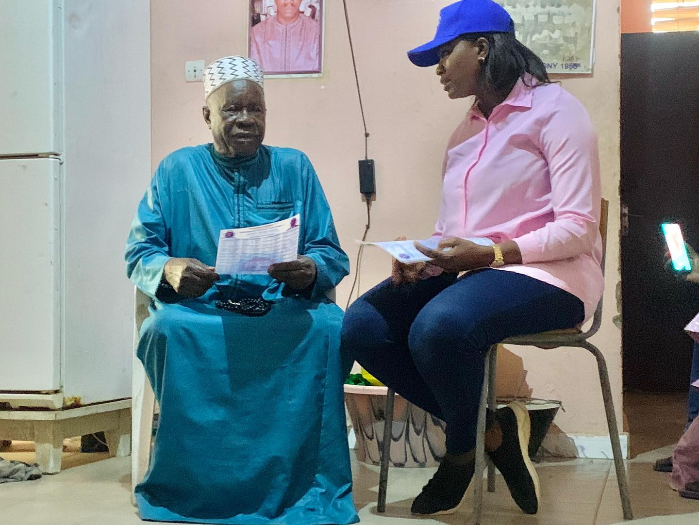 Visite de proximité de Marième Soda Ndiaye de la coalition Aar Sénégal à Bargny (Photos) 