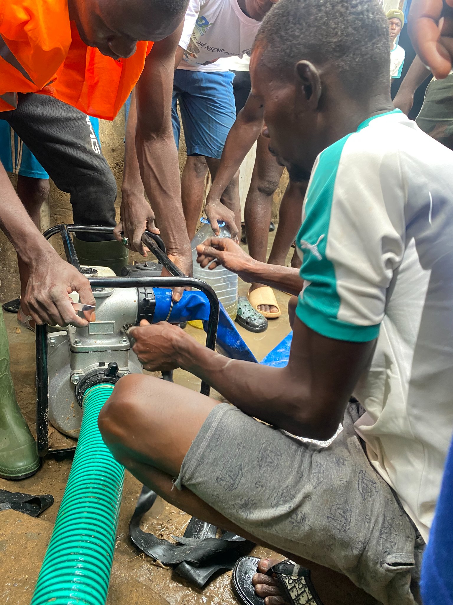 Evacuation des eaux pluviales à Ouakam : Le Maire Abdoul Aziz Guèye à pied d'œuvre