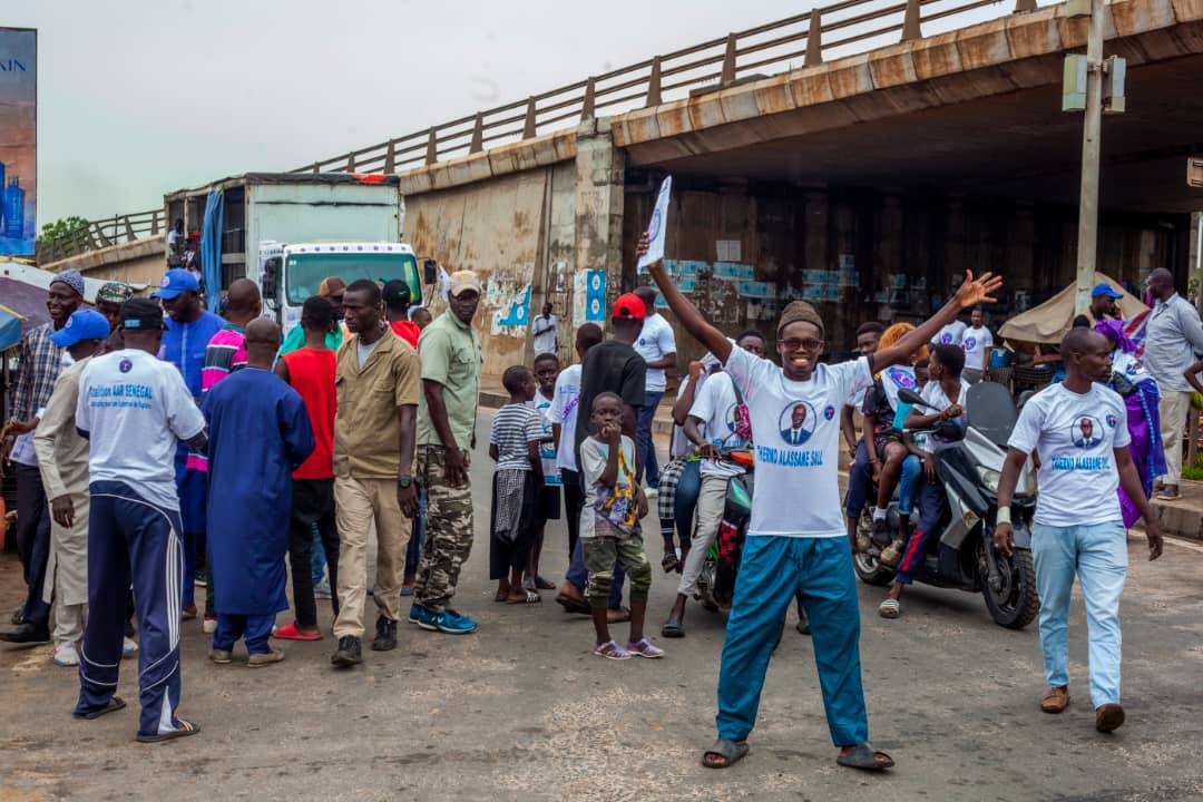 Tournée de la coalition Aar Sénégal à Keur Mbaye Fall, Mbao et Malika en images (Photos)