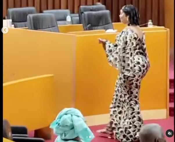 Fanta Sall "jongoma députée": "J'ai une morphologie qui ne passe pas inaperçue, j'aime les taille-basses"