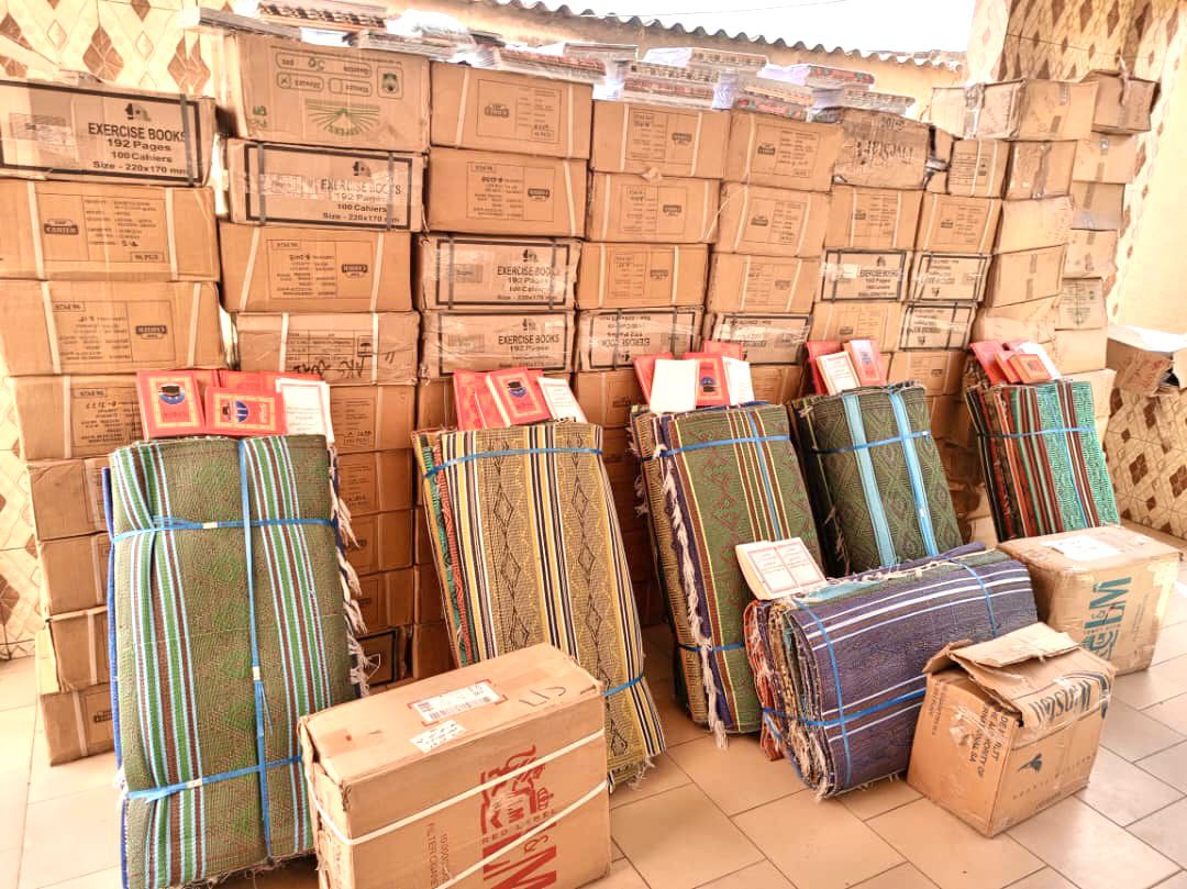 Remise de fournitures scolaires : Mamadou Talla gâte les enfants de sa commune