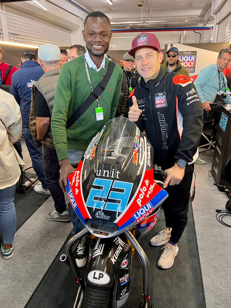 Grand prix de Moto GP 2022 à Valence : le Sénégal bien représenté Par Pape Samba Badiane !