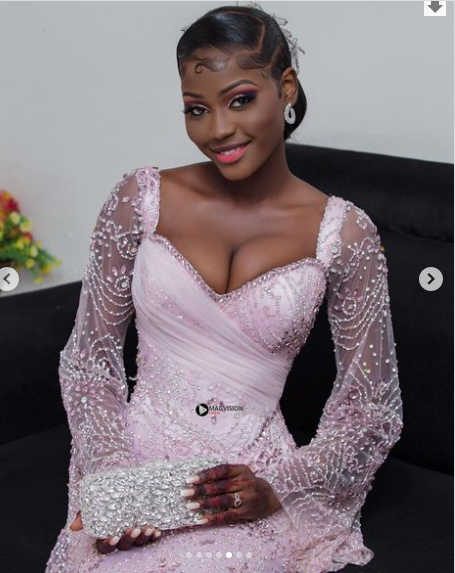 Mariage de Dieyla Guèye: La chanteuse s'affiche toute joyeuse (Photos)