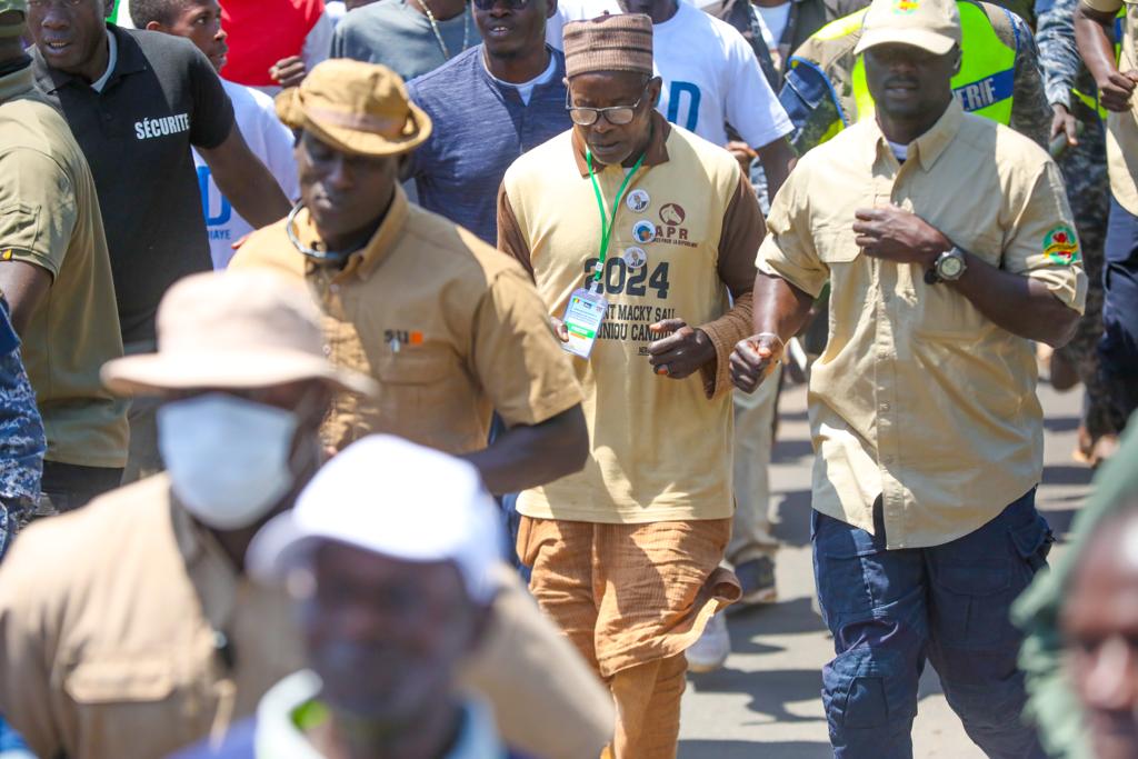 Le Président Macky Sall accueilli en grande pompe à Goudomp (¨Photos)