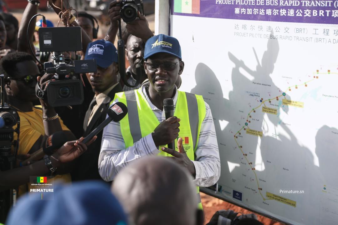 Photos : Amadou Bâ, Premier ministre, en visite des chantiers du BRT