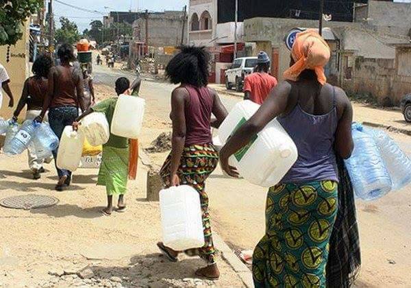 Pénurie d’eau à la cité Soprim : Les habitants dénoncent le silence de Sen'Eau