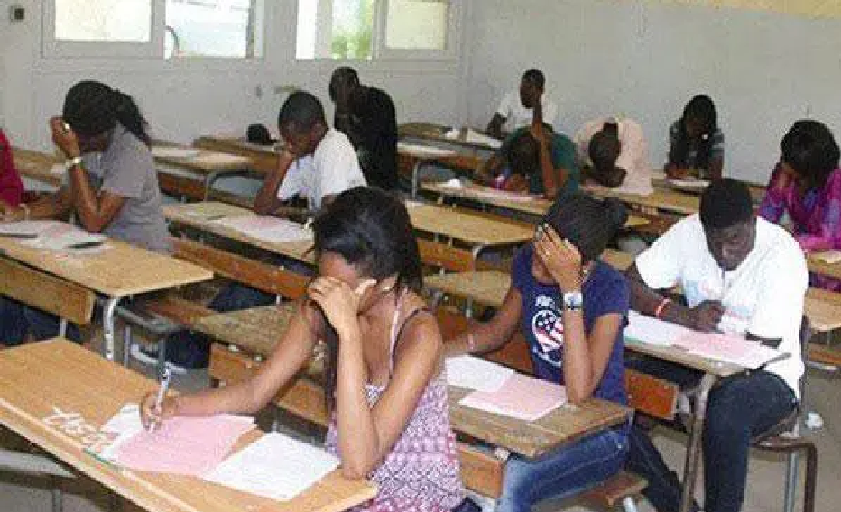 Baccalauréat 2023 à Ouakam : Pris en flagrant délit de triche, un candidat arrêté