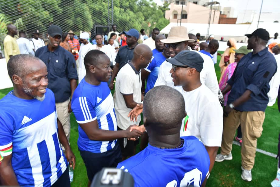 Inauguration du terrain de foot "Calcio" de Amitié 3: Barth Dias magnifie les valeurs d'amitié et de solidarité…