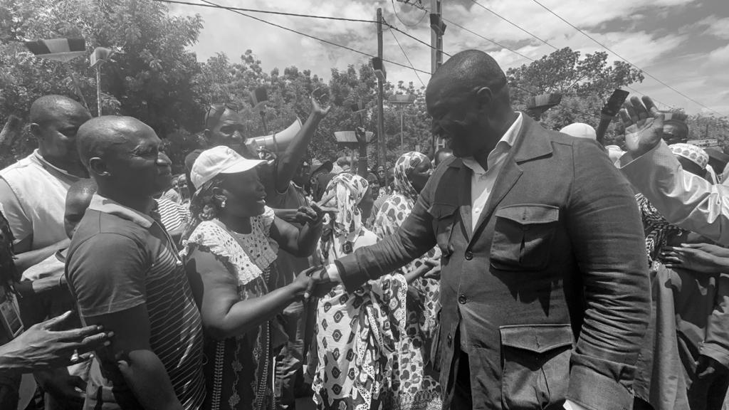 Photos/ Diaobé : Le Ministre du Commerce, Abdou Karim Fofana a réceptionné le nouveau complexe du marché sous régional, ce lundi