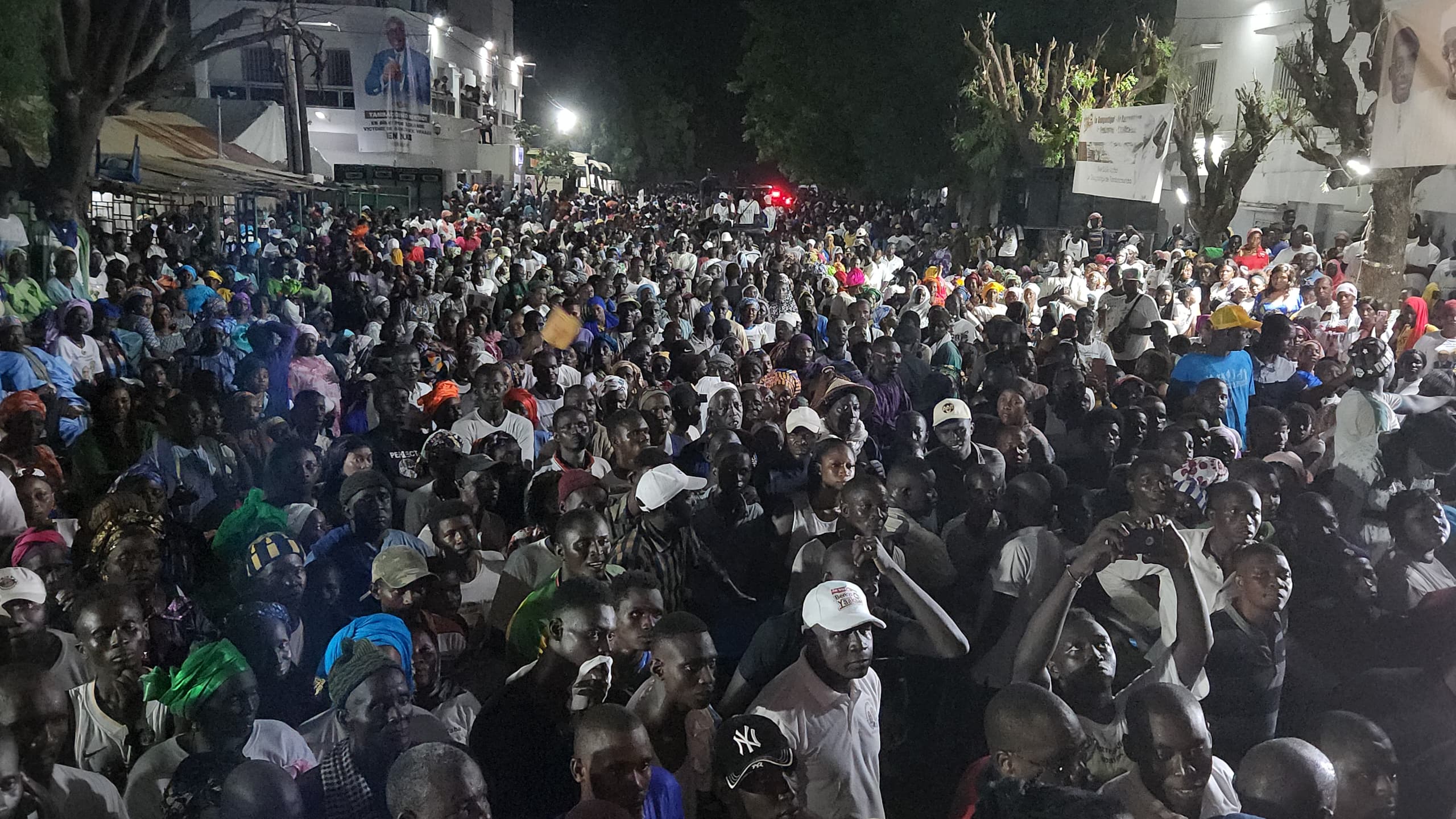 Photos+Vidéo : L’accueil triomphal des populations de Tambacounda fait à Me Sidiki Kaba, ce jeudi