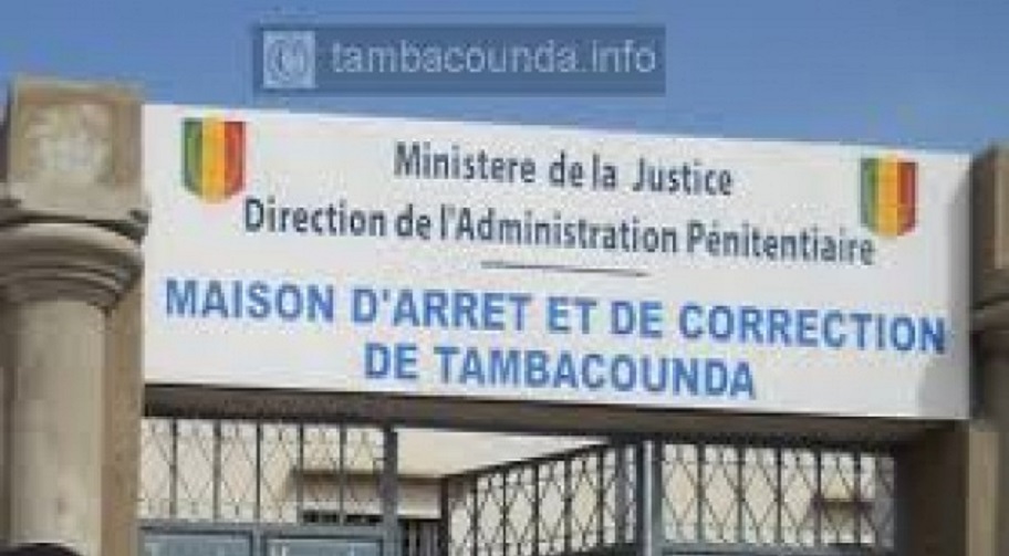 En visite à Tambacounda : Mimi Touré meurtrie par la situation des détenus politiques