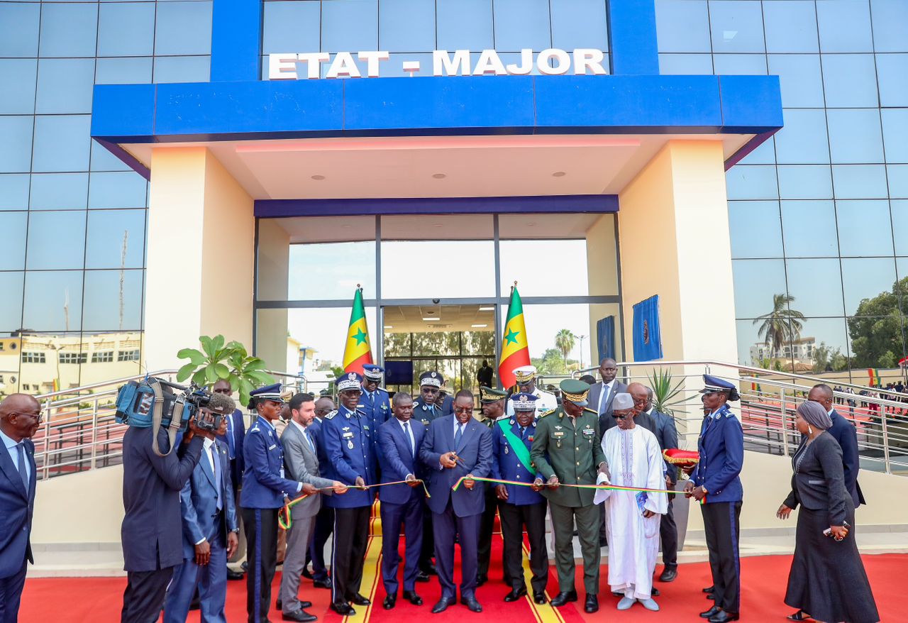 Photos : Le président de la République, Macky Sall, à la cérémonie d’inauguration de l’Etat-major de la Gendarmerie nationale et Direction de la Justice militaire