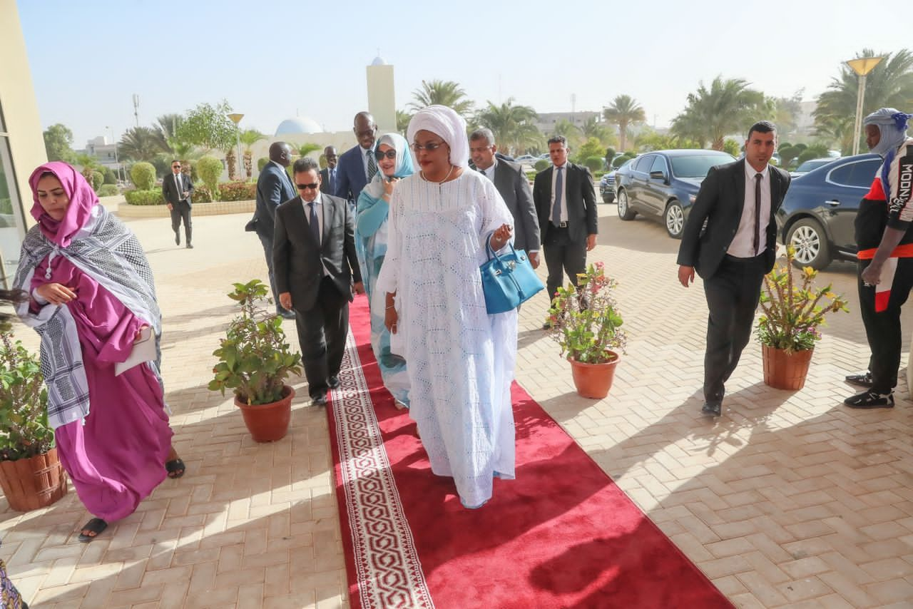 Photos / Nouakchott : Marème Faye Sall, Première Dame du Sénégal, présente à la Conférence sur le rôle des femmes leaders