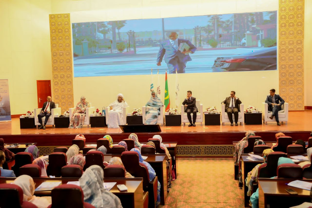 Photos / Nouakchott : Marème Faye Sall, Première Dame du Sénégal, présente à la Conférence sur le rôle des femmes leaders