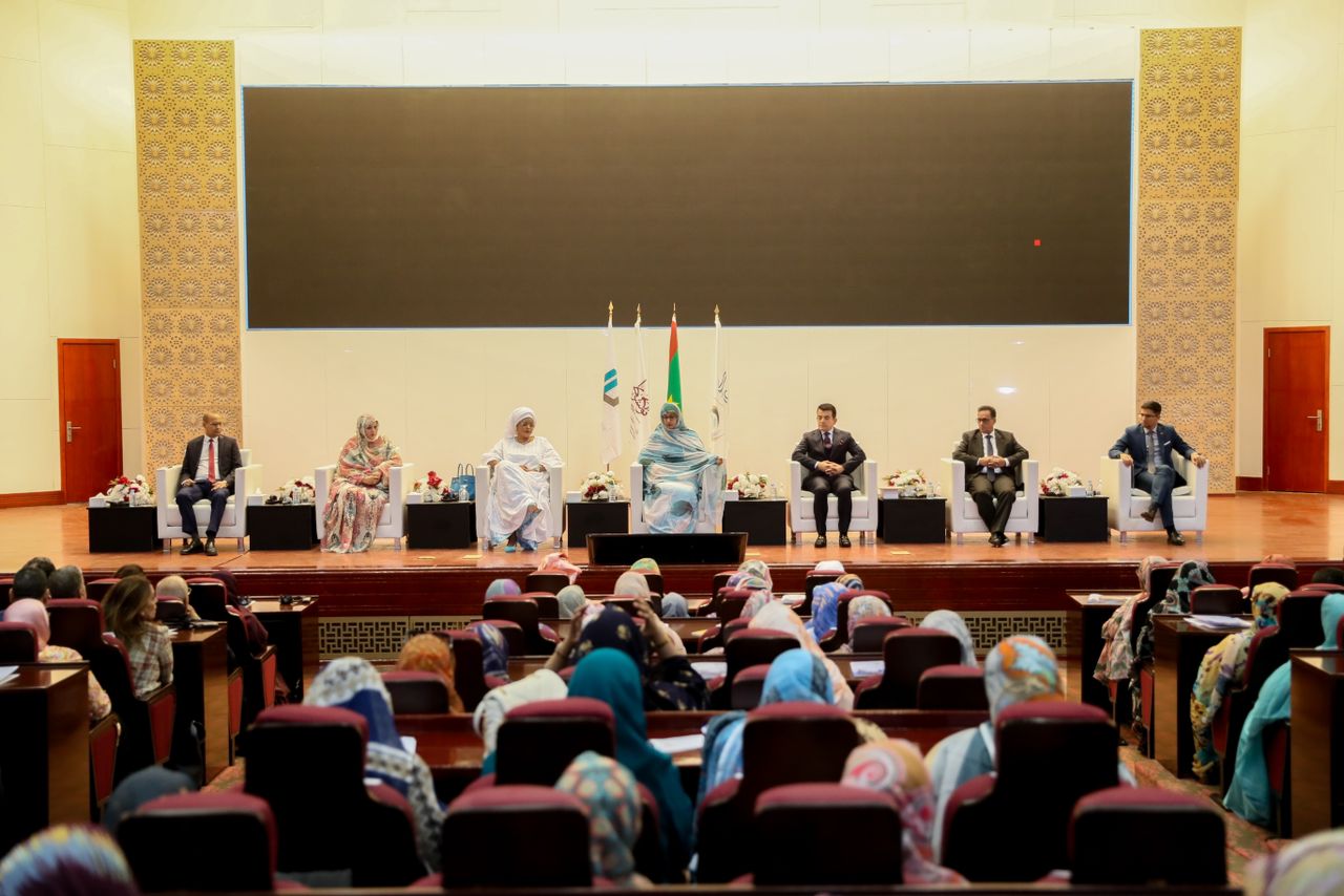 Photos / Nouakchott : Marème Faye Sall, Première Dame du Sénégal, présente à la Conférence sur le rôle des femmes leaders