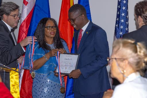  Leader visionnaire, Babacar J. Diop, honoré du prestigieux prix Platinum Leadership, lors d'une cérémonie aux Nations-Unies