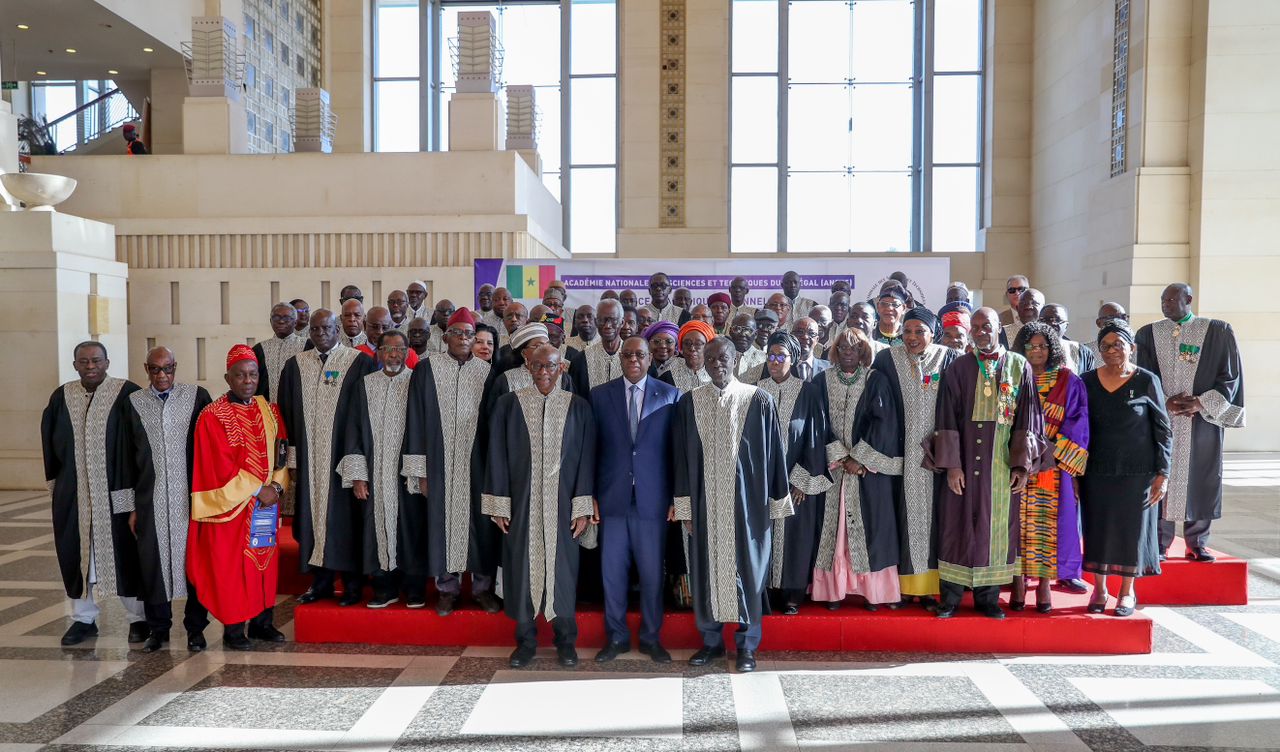 Photos / ANSTS : Le Président Macky Sall lors de la séance académique solennelle 2024