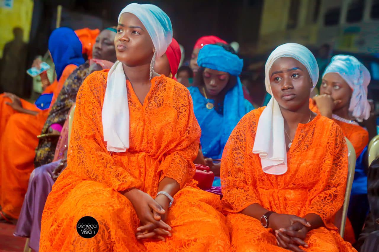 Photos / Grande nuit du Prophète - Sargal Chérif Alwely Mané Ndiaye : Ousmane Rassoul, Nabien et animateur religieux, a fait vibrer Guédiawaye, ce samedi