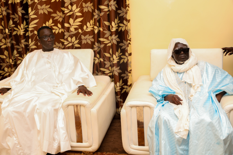 Photos/ En visite de courtoisie: Le Premier Ministre Amadou Ba chez le khalife général des mourides, Serigne Mountakha Bachir Mbacké