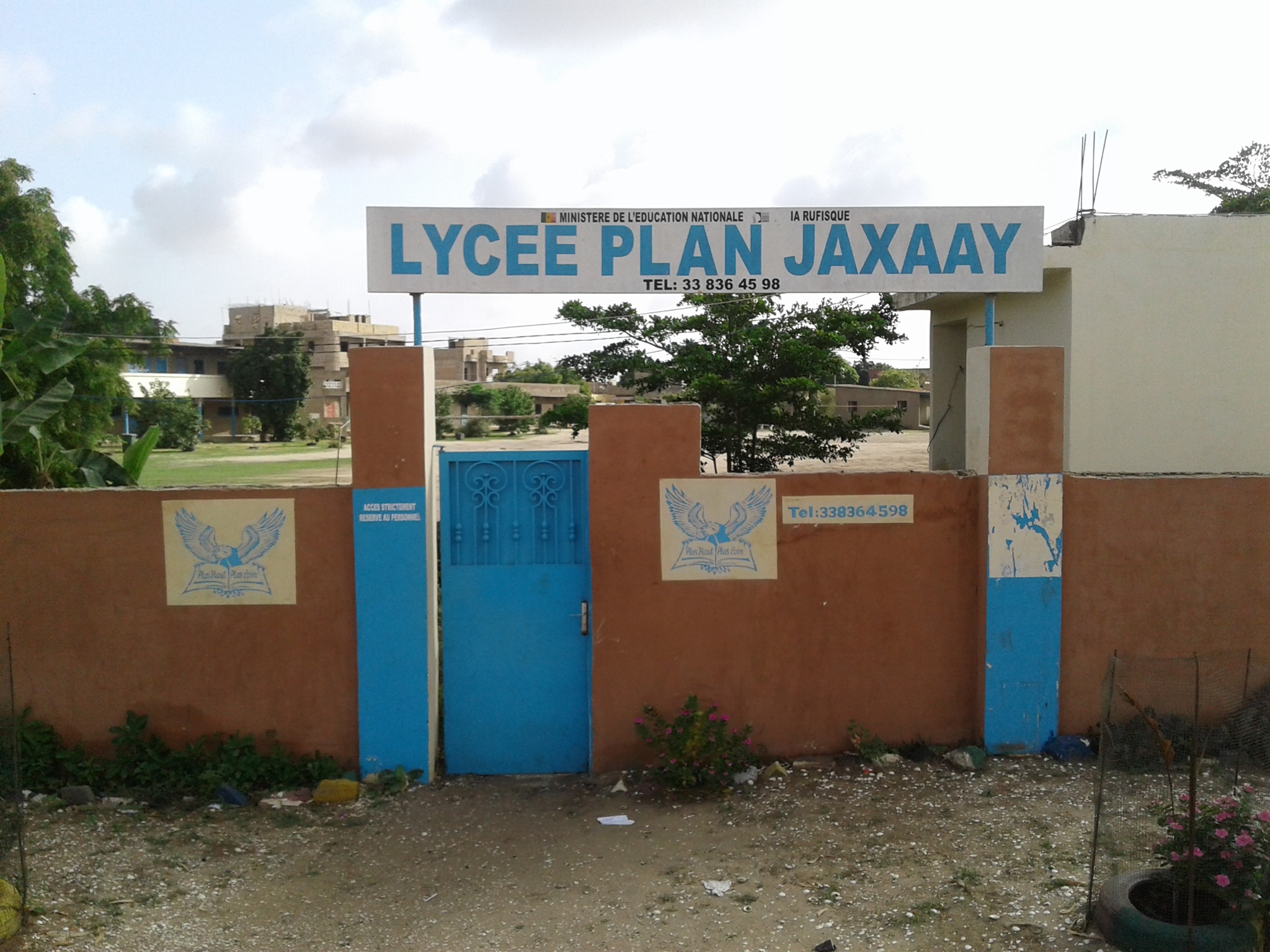 Système de drainage, évacuation des eaux : Ouf de soulagement, le visage du lycée de Jaxaay a complètement changé