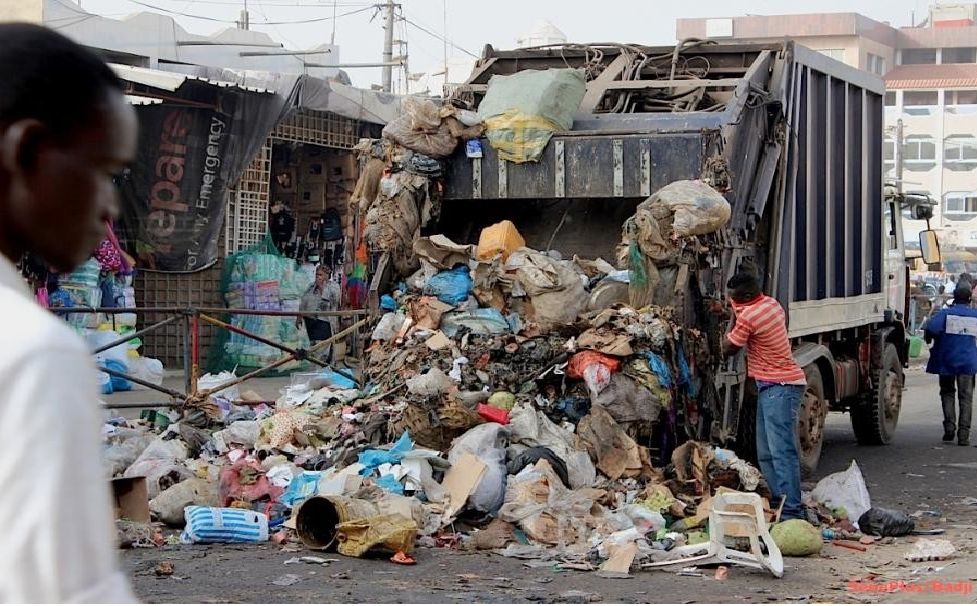 Face à 500 tonnes de déchets par jour versées dans le village : A Mbour, Gandigal refuse d’être un autre Mbeubeuss