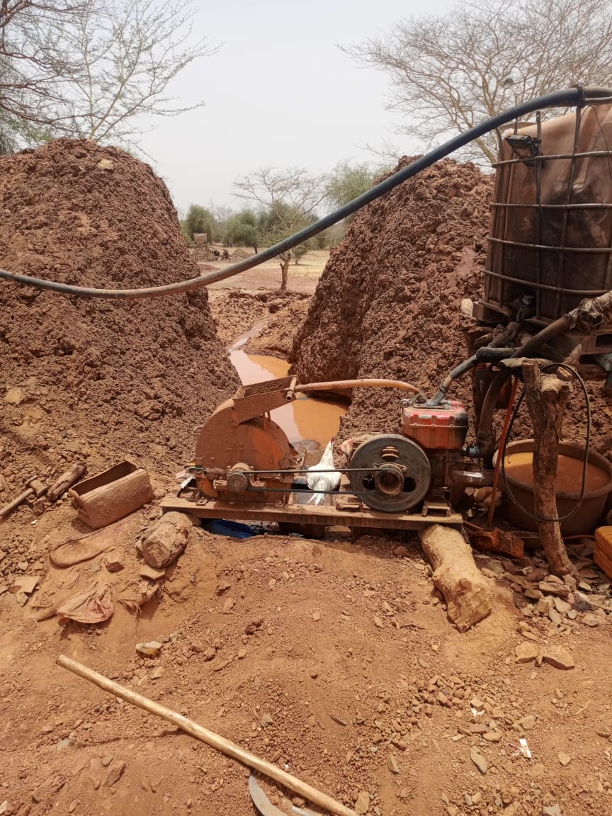 Photos / Demantèlement d’un site d’orpaillage par l’Armée : 15 personnes de nationalités étrangères arrêtées et du matériel saisi