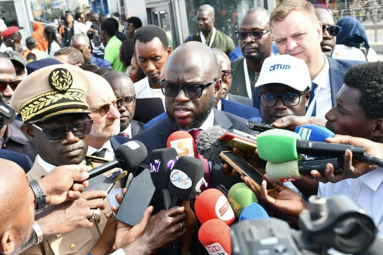 Lancement du BRT : Le ministre des Transports appelle les Sénégalais, à s’approprier ce projet dans le comportement