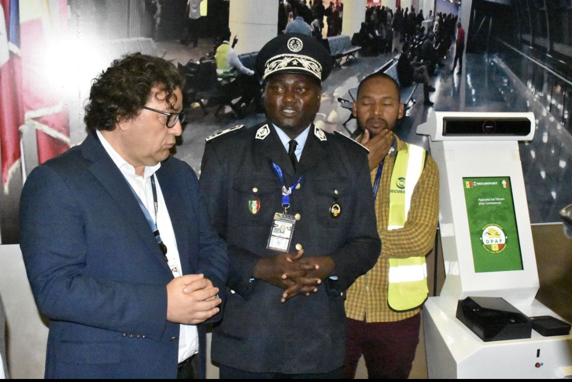  Photos / Aéroport international Blaise Diagne: De nouvelles installations d’équipements pour des formalités automatiques, au bonheur des passagers