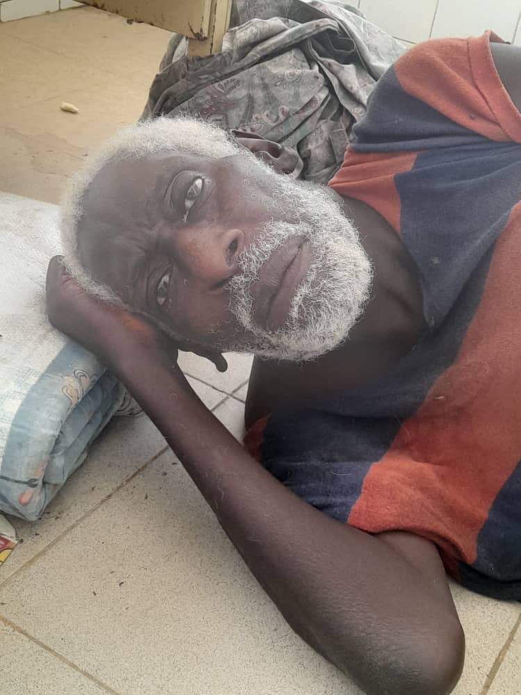 Avis de recherches : Ibrahima Diop dit Vieux Diop, âgé de 70 ans environ, se trouve actuellement à l’hôpital Abdoul Aziz Sy Dabakh de Tivaouane