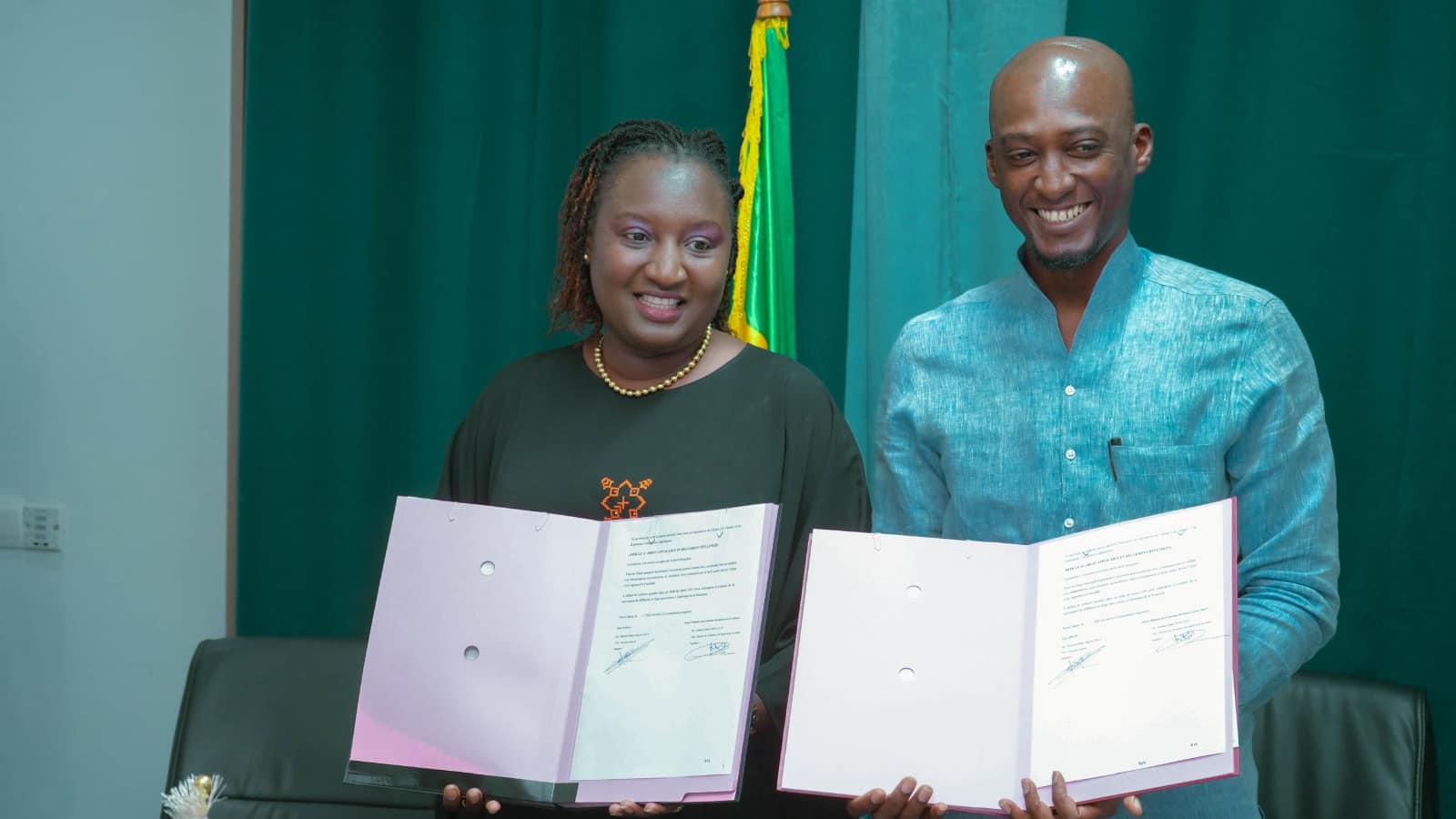 Signature d'une convention entre APIX-SA et le Ministère des Sports : Pour la transformation des infrastructures sportives et culturelles (Photos)