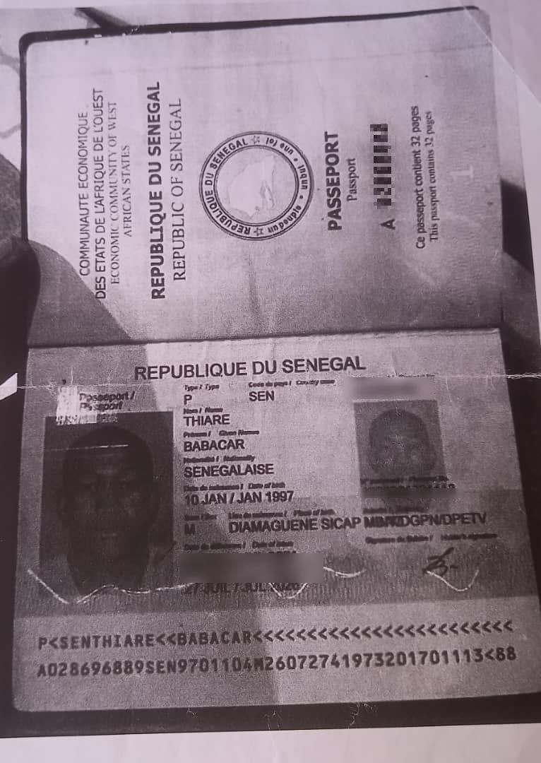 VOici son passeport crypté