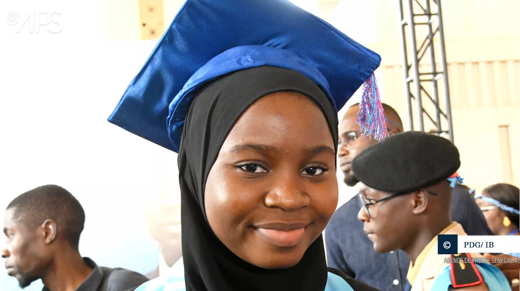 Une première dans l’histoire du Concours général :  Zeïnab Dienne Samb, 16 ans, remporte à la fois deux premiers prix