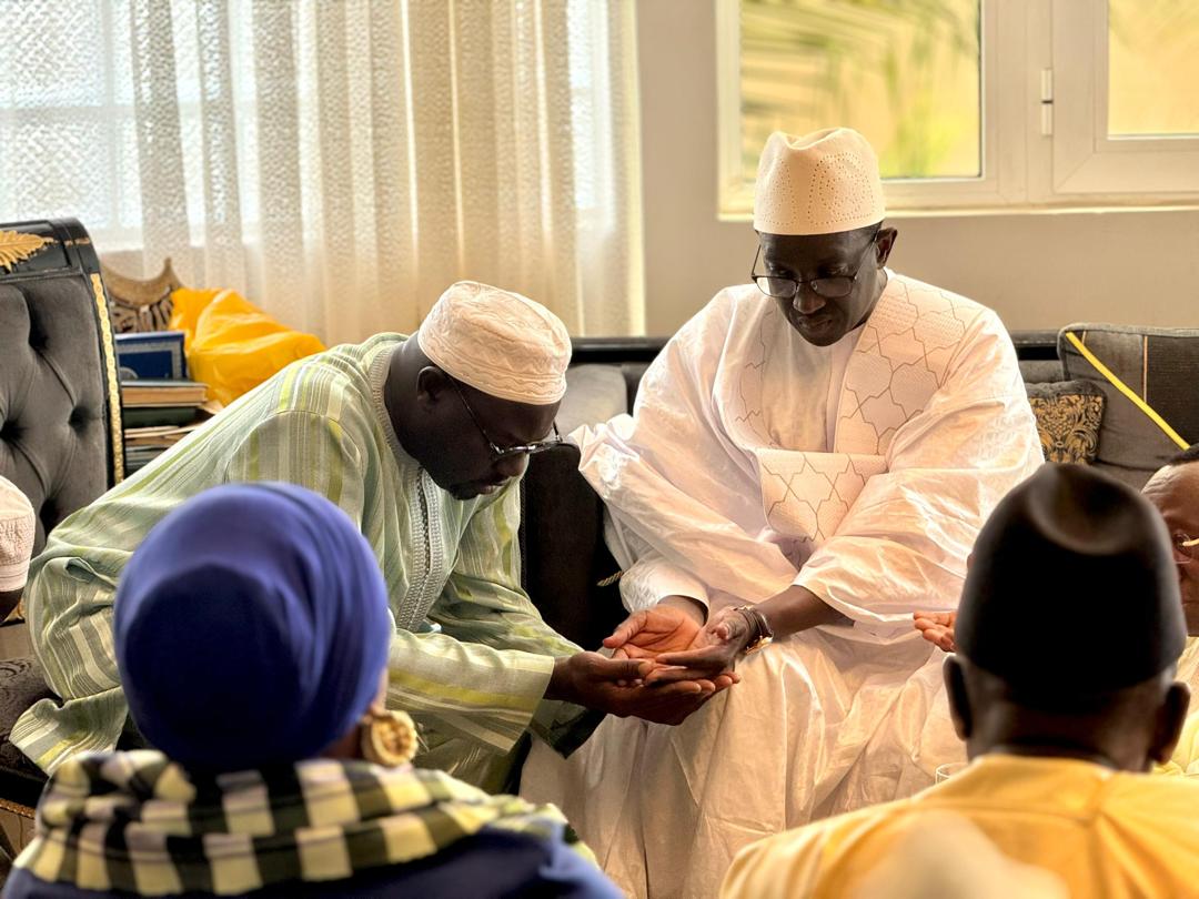 Photos / Ziar à Tivaouane : Amadou Bâ chez le Khalife général des Tidianes, Serigne Babacar Sy