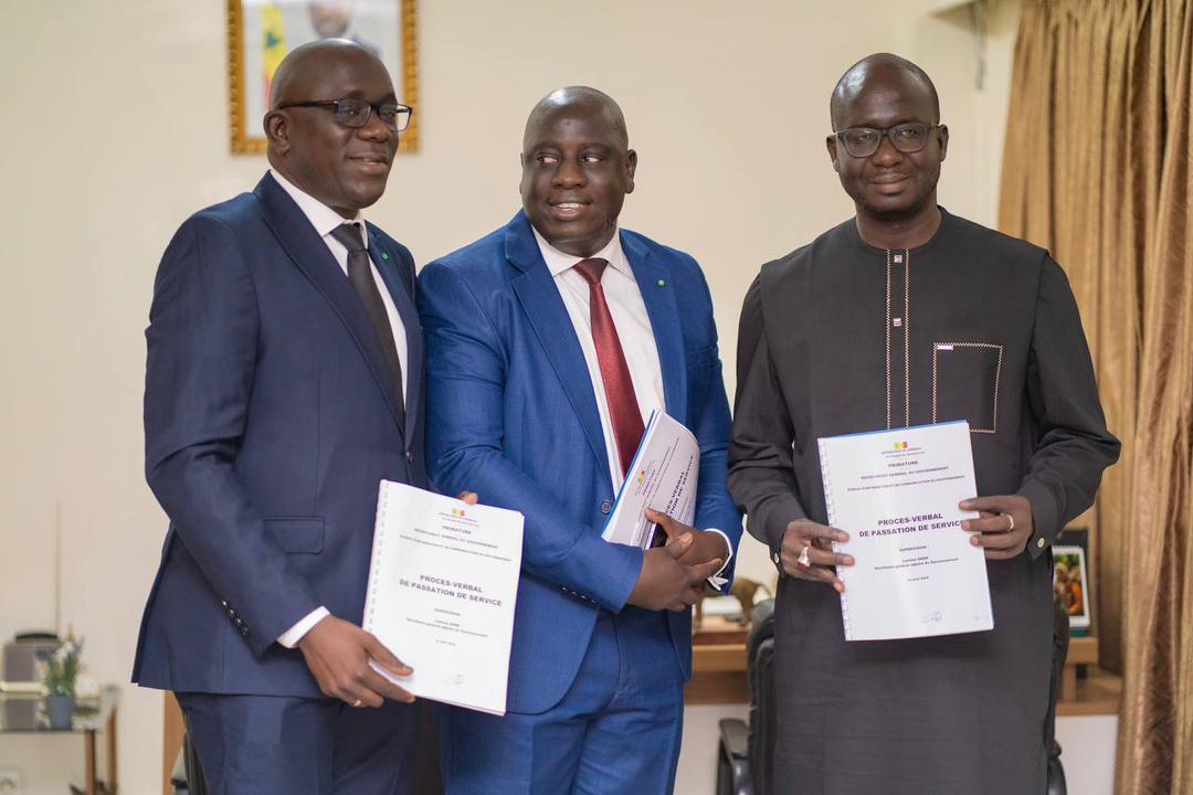 Photos/ Bureau d’informations et de Communication du gouvernement (BIC-GOUV) : Mame Gor NGOM, le nouveau patron de la communication du gouvernement officiellement, installé 