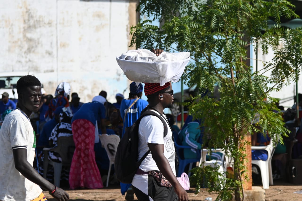 Photos / Pour assister au Gamou : Les pèlerins des îles du Saloum, ont rallié Médina Baye en pirogue