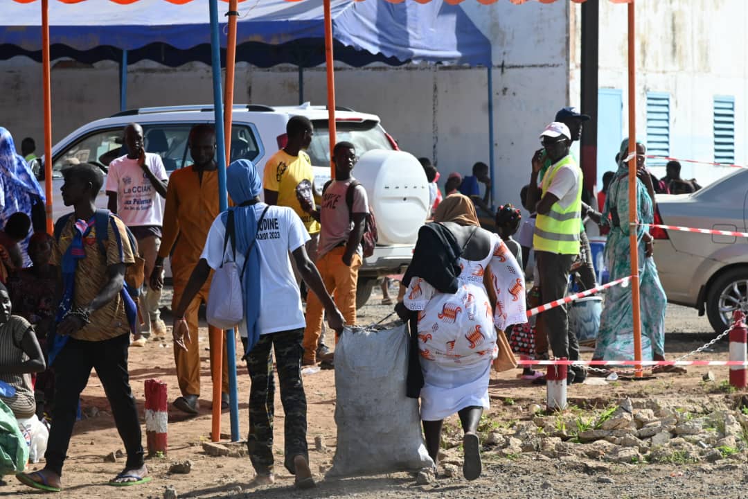 Photos / Pour assister au Gamou : Les pèlerins des îles du Saloum, ont rallié Médina Baye en pirogue