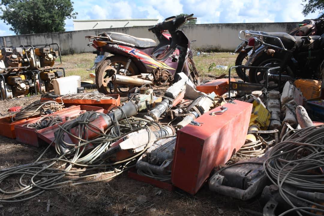 Operations Navétanes 2024 : 7 interpellations et saisie de matériel dans un site d’orpaillage à Bembou (Photos)