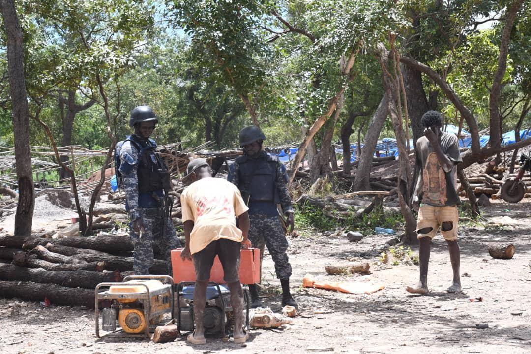 Operations Navétanes 2024 : 7 interpellations et saisie de matériel dans un site d’orpaillage à Bembou (Photos)