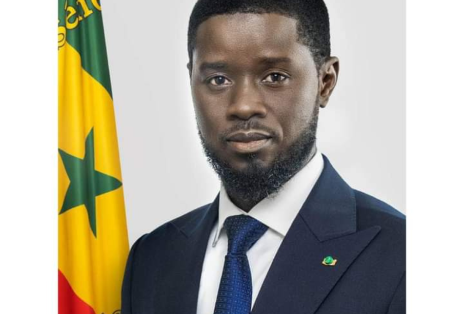 Le Président Faye rend hommage à Amadou Moctar Mbow, défenseur du multilatéralisme