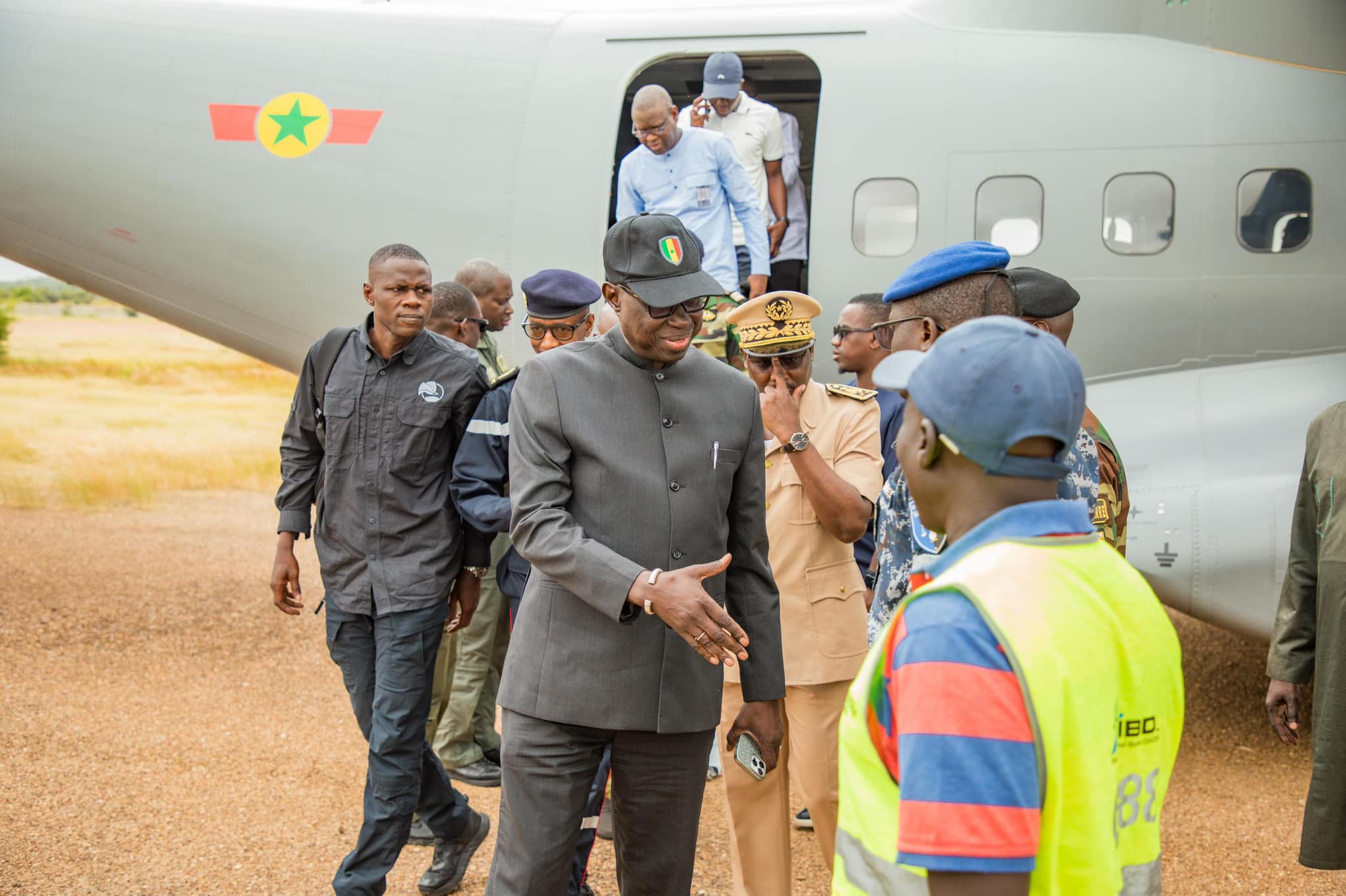 Matam et Bakel sous inondations : Les images de la mission de solidarité et d’assistance des ministres Maïmouna Dièye et Jean Baptiste Tine