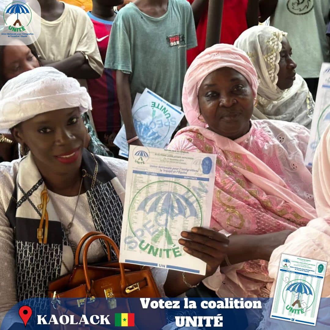 Campagne : Cheikh Issa Sall chez le Khalife général des Niassène (Photos)