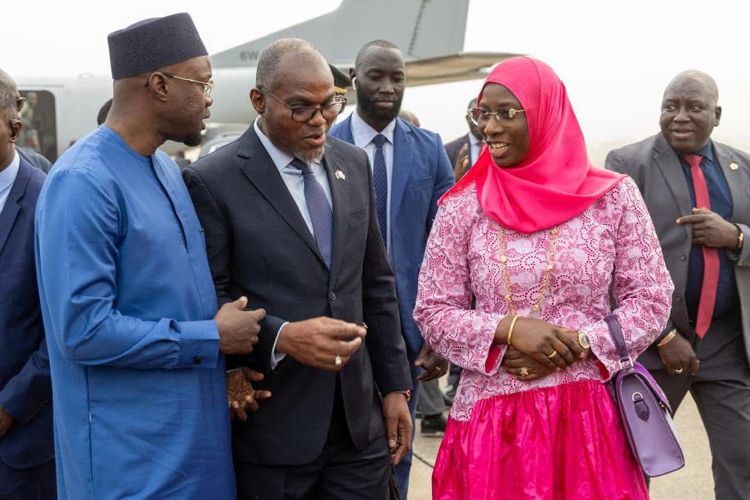 Photos / En visite de travail: L'arrivée du Premier Ministre Ousmane Sonko en Gambie, ce mercredi