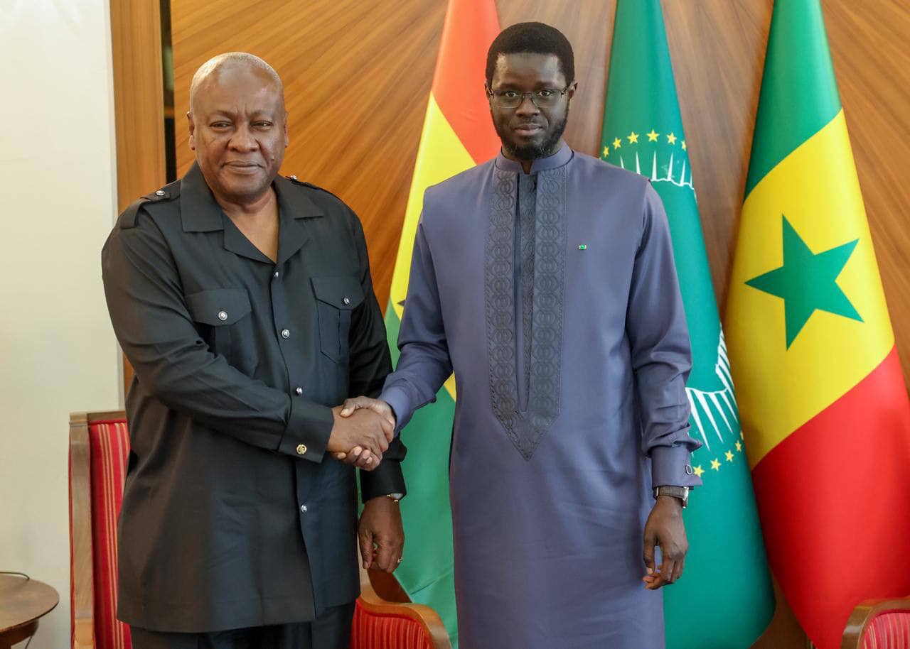 En visite de travail au Sénégal : Le Président Bassirou Diomaye Faye accueille son homologue ghanéen John Dramani Mahama