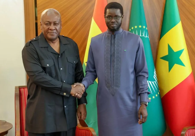 Démocratie, échanges commerciaux et intégration au menu des échanges entre les présidents Faye et Mahama